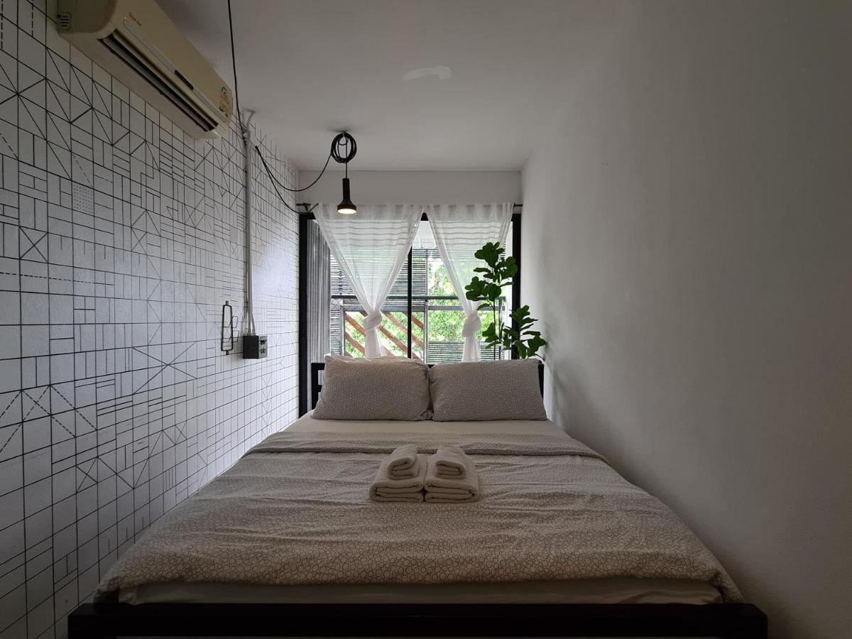 Hand Hotel Bang Saen Bagian luar foto