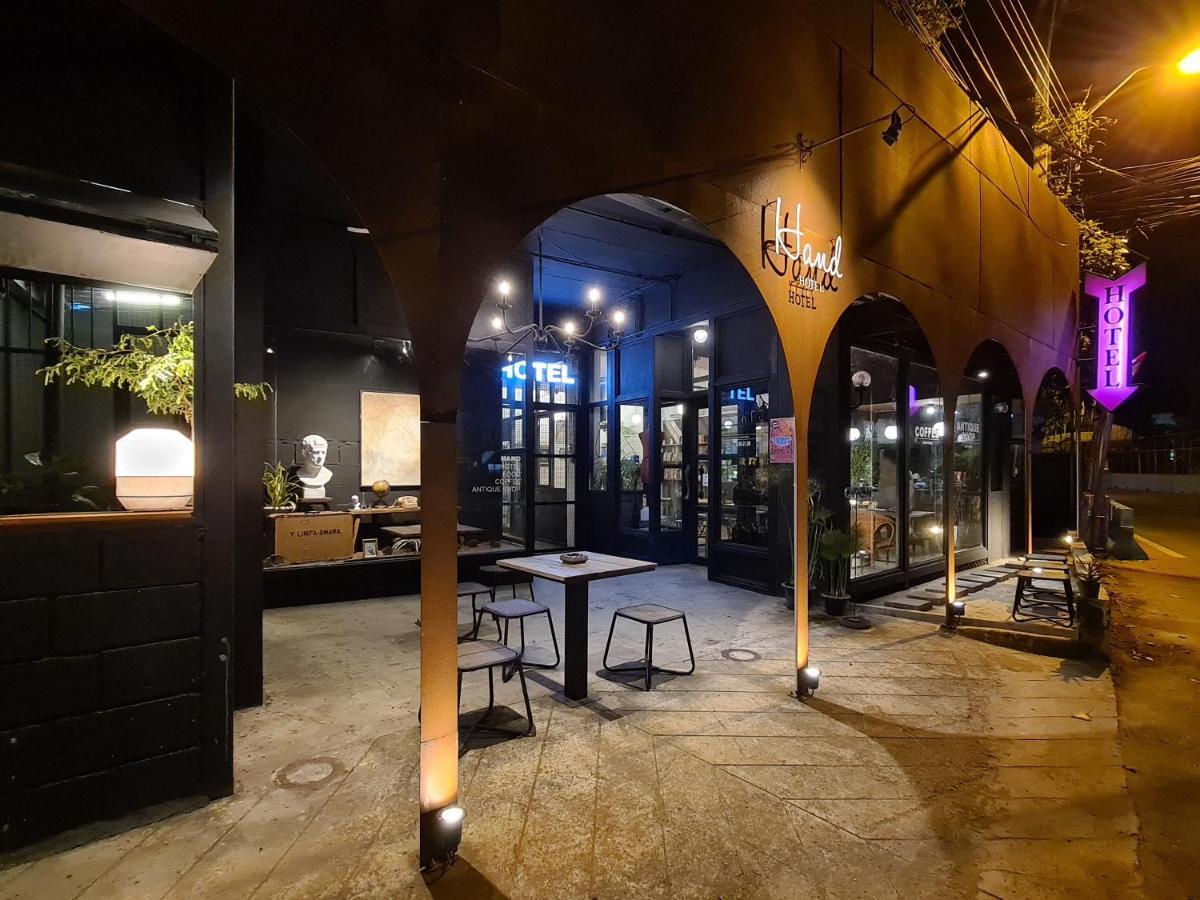 Hand Hotel Bang Saen Bagian luar foto